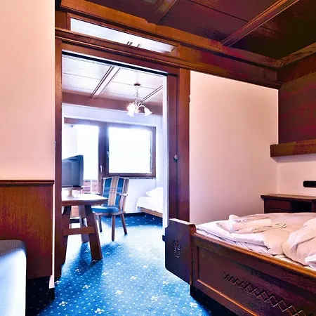 Hotel Eberl 4*